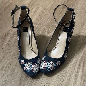 White House Black Market Navy Floral Heels
